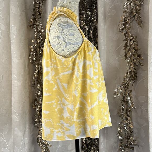 Nine West Yellow Floral Ruffle Blouse | Medium | Cottagecore Boho Chic - Picture 4 of 11